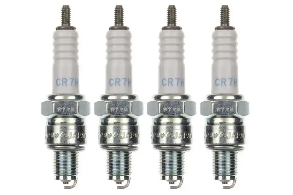 4x Zündkerze CR7HS Zündkerzen Set 4 Stück für Motorrad / Roller / Scooter Bestseller