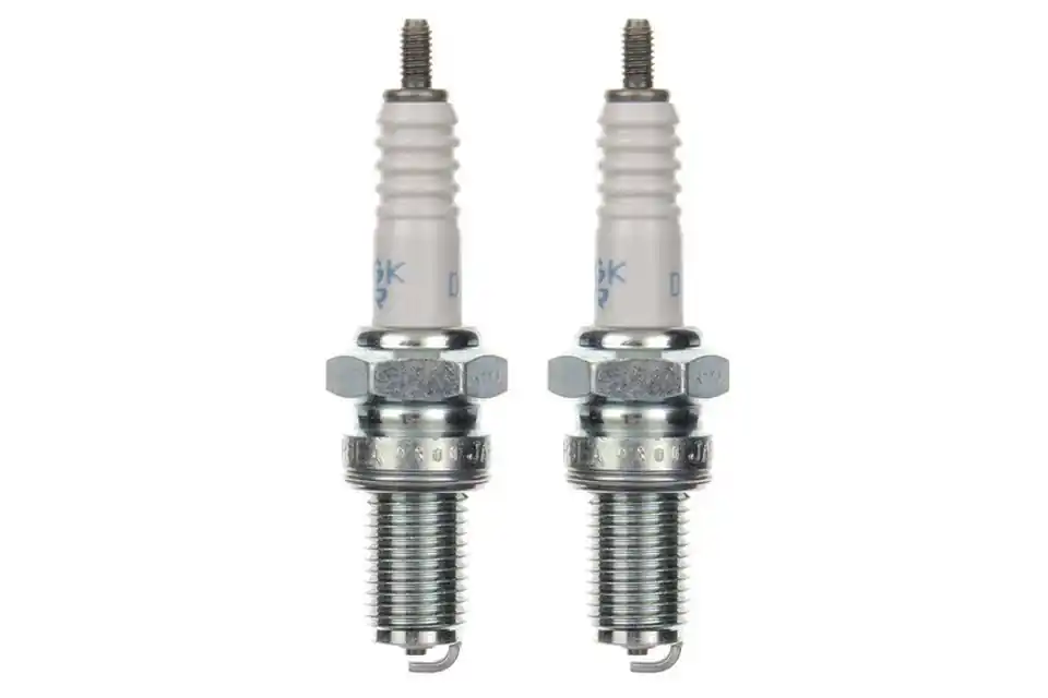 2x Zündkerze DR8EA für Zündkerzen Set 2 Stück für Motorrad / Roller / Scooter Must-Have