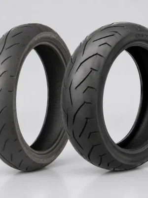 Aktuell Reifen Set 100/80-17 & 130/70-17 für Gilera SMT RCR 50 Vorne + Hinten