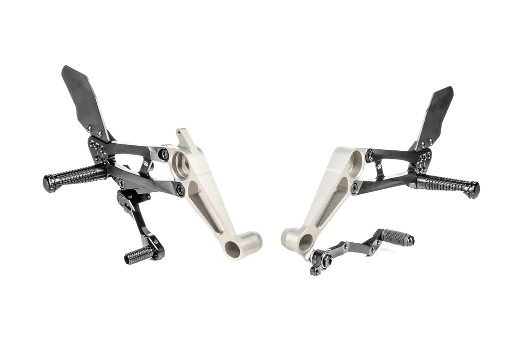Gilles Fußrastenanlage FXR TÜV-Teilegutachten passend für Aprilia RS 660 & Tuono 660 - Modelle (2021-2025) Abverkauf